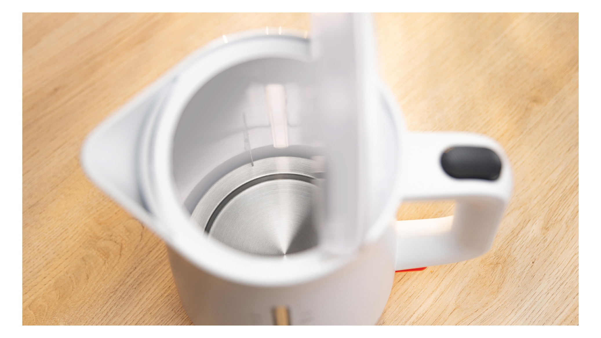 Wasserkocher 1,7l Kst MyMoment 2400W ws Anzeige:außen m.Wasserfilter m.Sieb