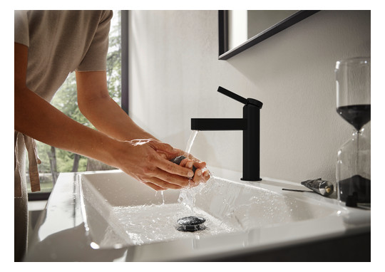 hansgrohe Waschtisch-Einhebelmischer 100 Finoris mit Push-Open-Ablaufgarnitur, mattschwarz