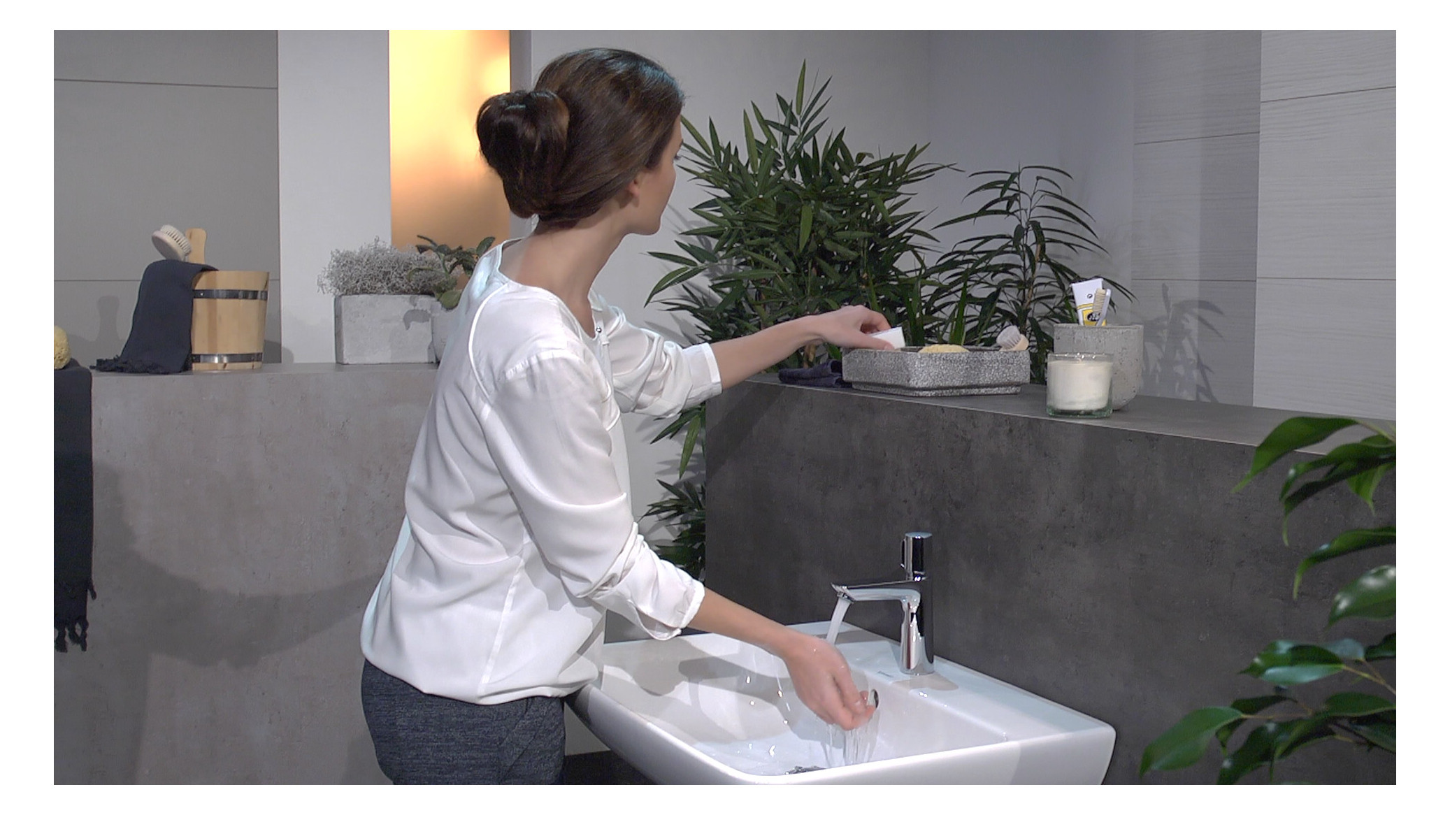 hansgrohe Waschtisch-Einhebelmischer 110 Talis Select E mit Zugstangen-Ablaufgarnitur, chrom