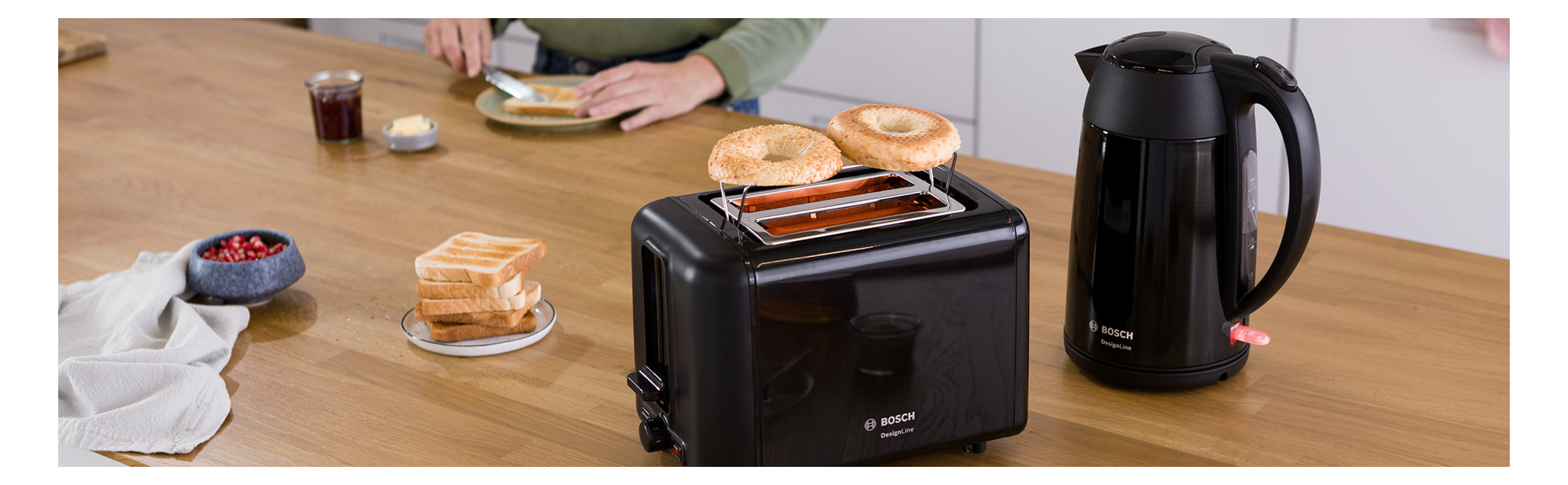 Wasserkocher 1,7l Edst DesignLine 2400W sw Anzeige:außen m.Sieb