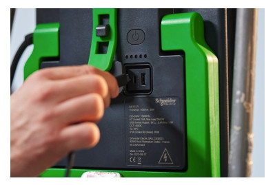 LED-Bauleuchte 75W IP54 4000K 8500lm Kst 1LED 220-240V Mit Stativhalterung m.LM