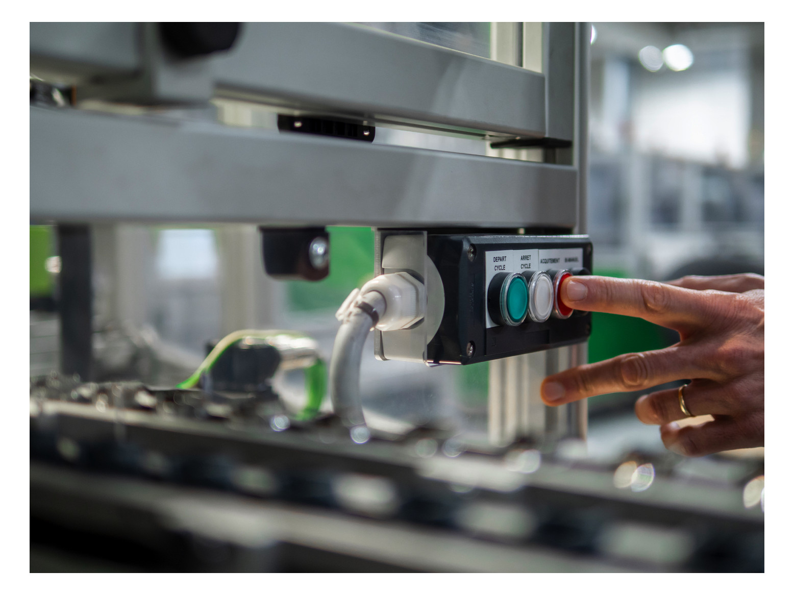 Leuchtmelder Front hoch rnd rt Ø22mm 1st Kst IP66