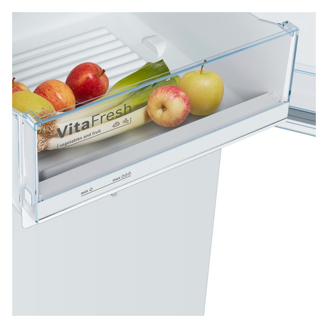 Kühl-/Gefrierkombi EB E ws 191/74l 219kwh 1772x558x545mm 0°-Zone Tür: fest