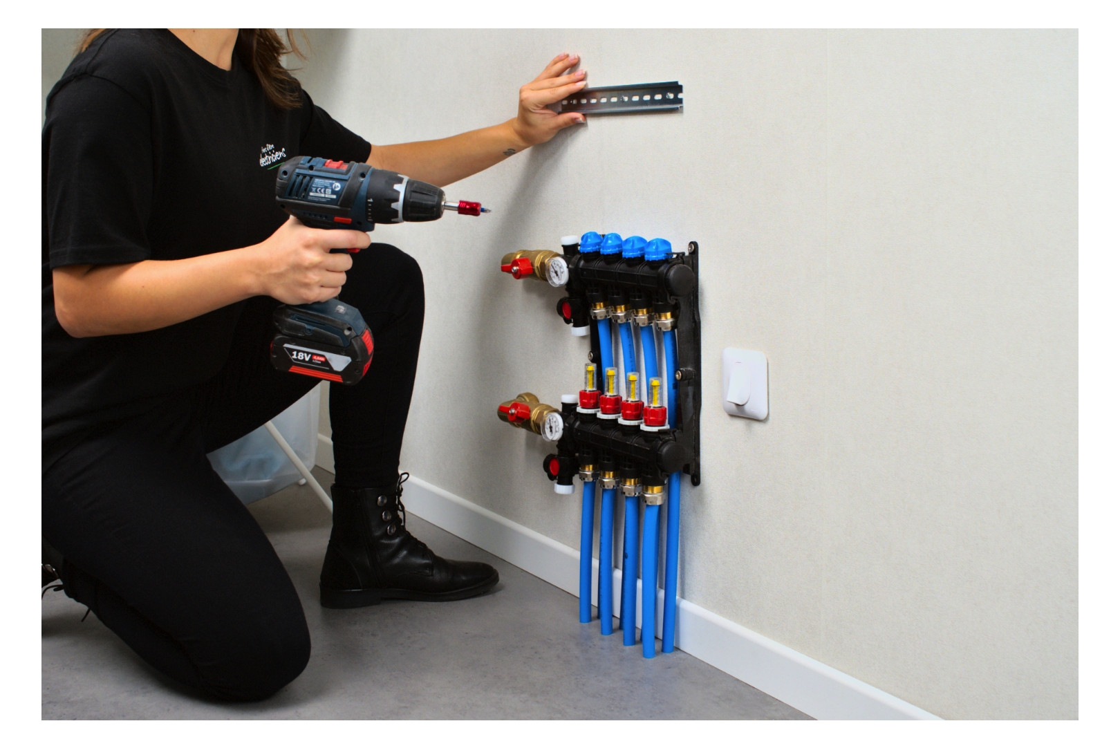 Busankoppler Funkb Wiser REG 14p Klemmbef