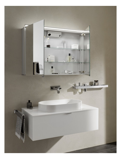EMCO Aufputz-Lichtspiegelschrank pure LED 1200 x 728 mm, Aluminium, 3 Türen