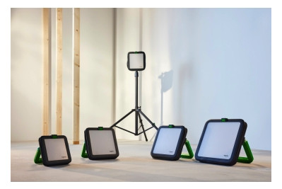 LED-Bauleuchte 75W IP54 4000K 8500lm Kst 1LED 220-240V Mit Stativhalterung m.LM