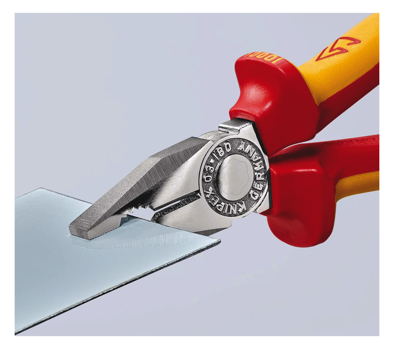 Kombizange 180mm vorst.Schneide 1000V Schutzisoliert 1000V 2Komp VDE
