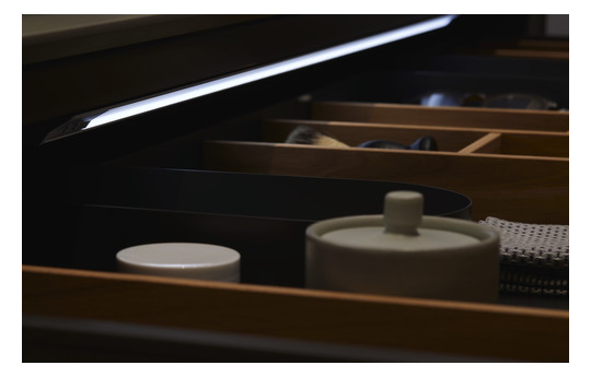 Duravit Waschtisch-Unterschrank White Tulip 130x55cm, Becken links, Eiche natur massiv/graphit seidenmatt, kein Einrichtungssystem/mit Innenbeleuchtung