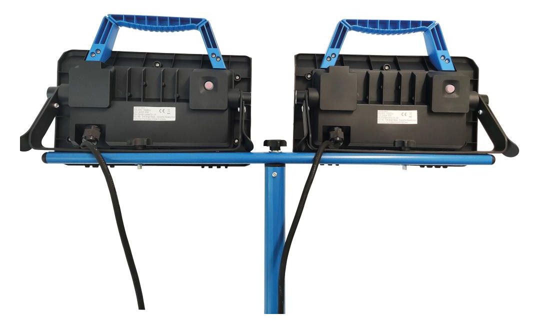 Bild LED Strahler mit Stativ, 2 x 30W, IP 54 - n.a.-1