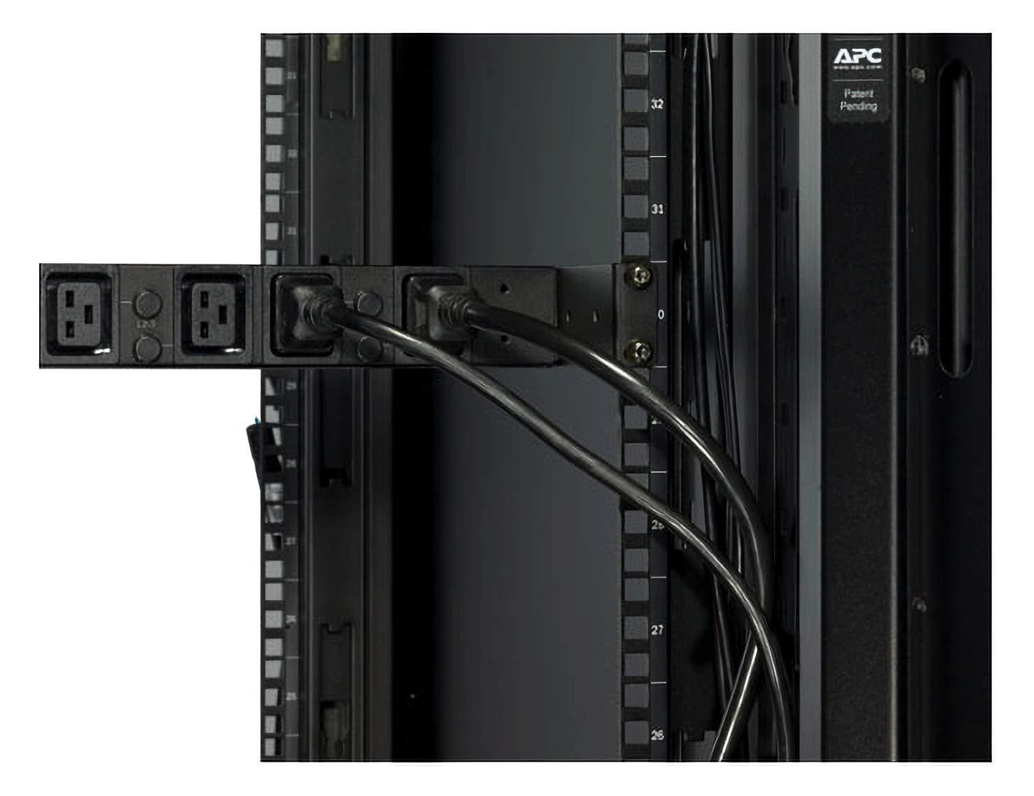 Rack-Stromverteilung 1HE 6Steckd 6xC19 400V Mit Sicherung Schaltbar