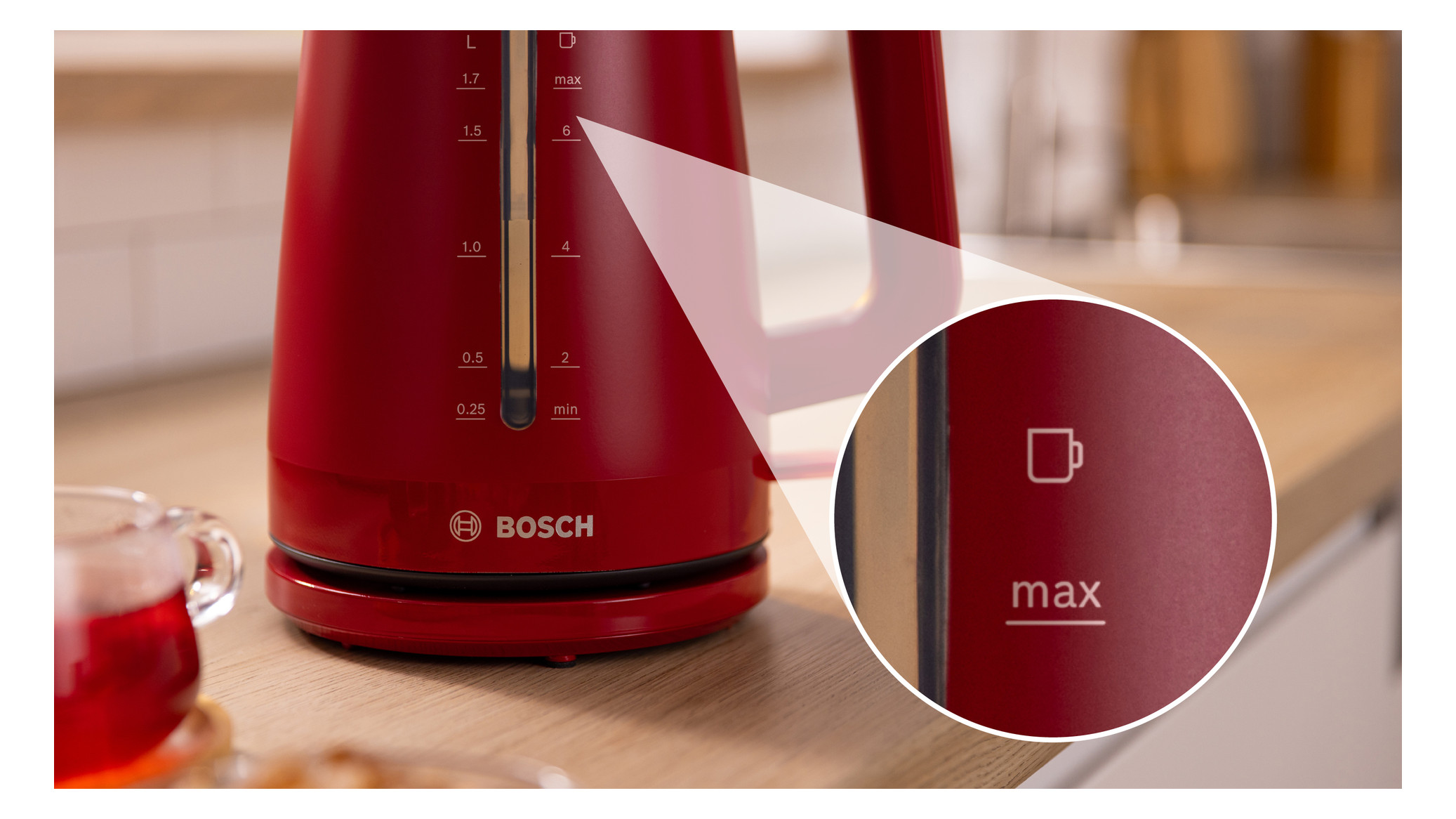 Wasserkocher 1,7l Kst MyMoment 2400W rt Anzeige:außen m.Wasserfilter m.Sieb