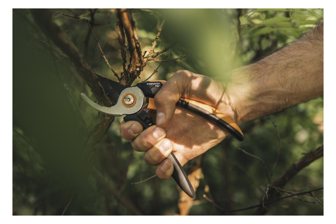 Bild Bypass Gartenschere L (P341) Solid - FISKARS-1
