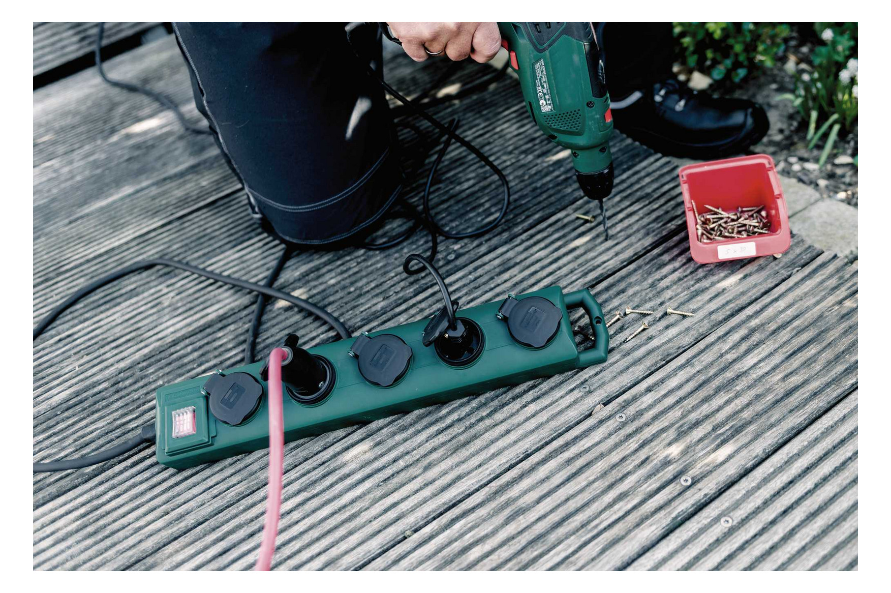 Steckdosenleiste 5f gn m.Ein/Aus 5m IP54 1,5qmm