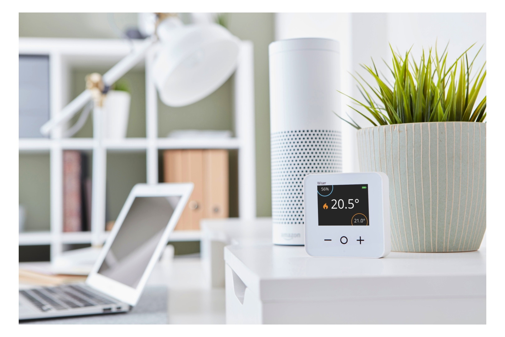 Raumtemperaturregler AP Wiser Funkb ws glz Basis+m.Geh Mit Vor-Ort Bedienung