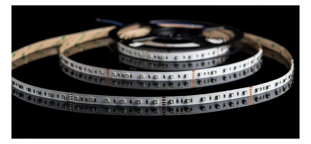 LED-Lichtband 14,4W/m rgb 60Stk/m IP20 DC 24V LED nicht austauschbar 5000mm LED-Lichtband 14,4W/m rgb 60Stk/m IP20 DC 24V LED nicht austauschbar 5000mm