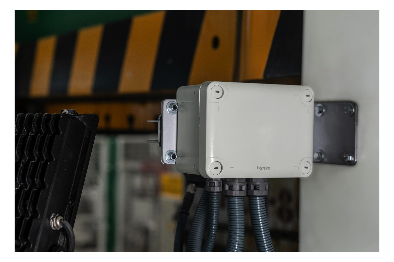 Wandschrank Kst IP66 B65xH65xT47mm unbeh RAL7035