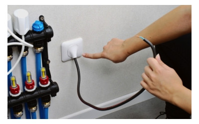 Busankoppler Funkb Wiser REG 14p Klemmbef