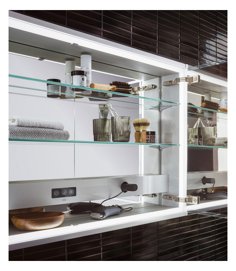 EMCO Unterputz-Lichtspiegelschrank prestige 2 815x666mm, aluminium, breite Tür rechts, ohne lightsystem