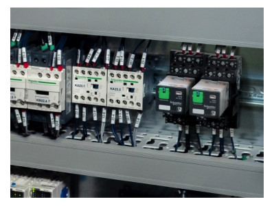 Schaltrelais 230V/AC 2W IP40 21x27x53mm Steckanschl