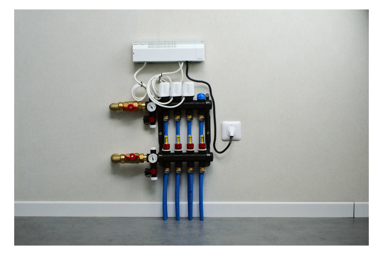 Busankoppler Funkb Wiser REG 14p Klemmbef