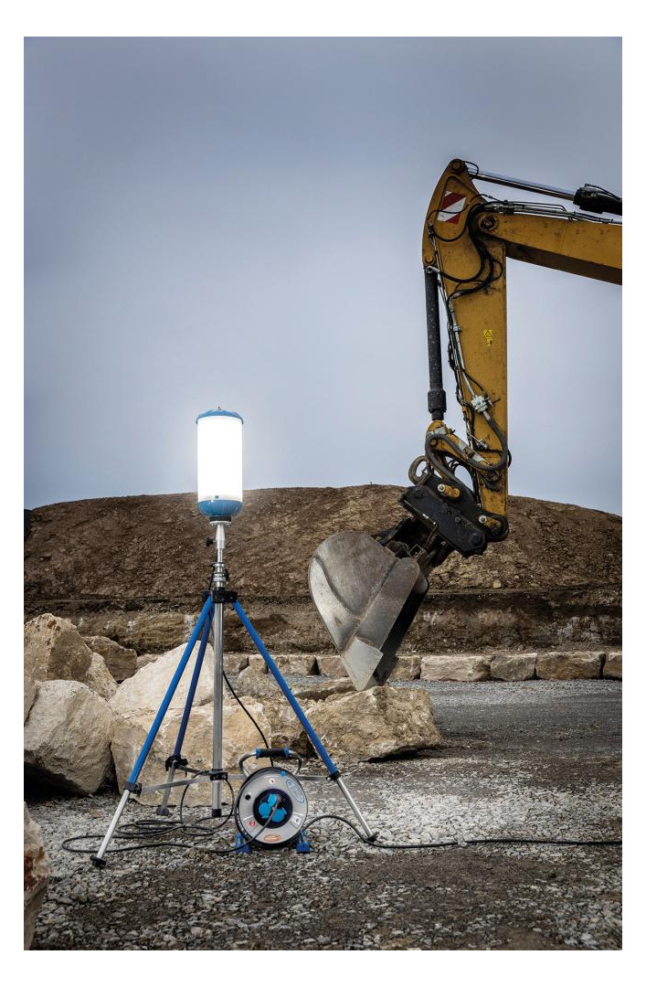 Bild EnergyTube XL 200 W, mit Profi Stativ XX L 30.000 Lumen, Höhe 4,60m - as Schwabe TechnikProdukte-1