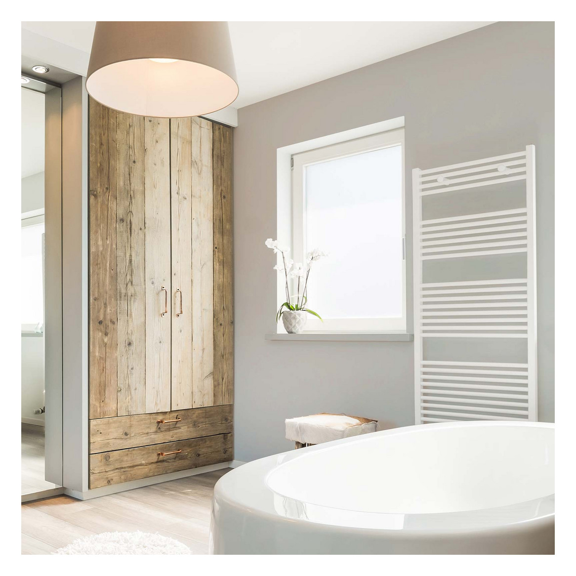 HM Badheizkörper Thetis BH 1200 mm, BL 500 mm, gebogen, weiß