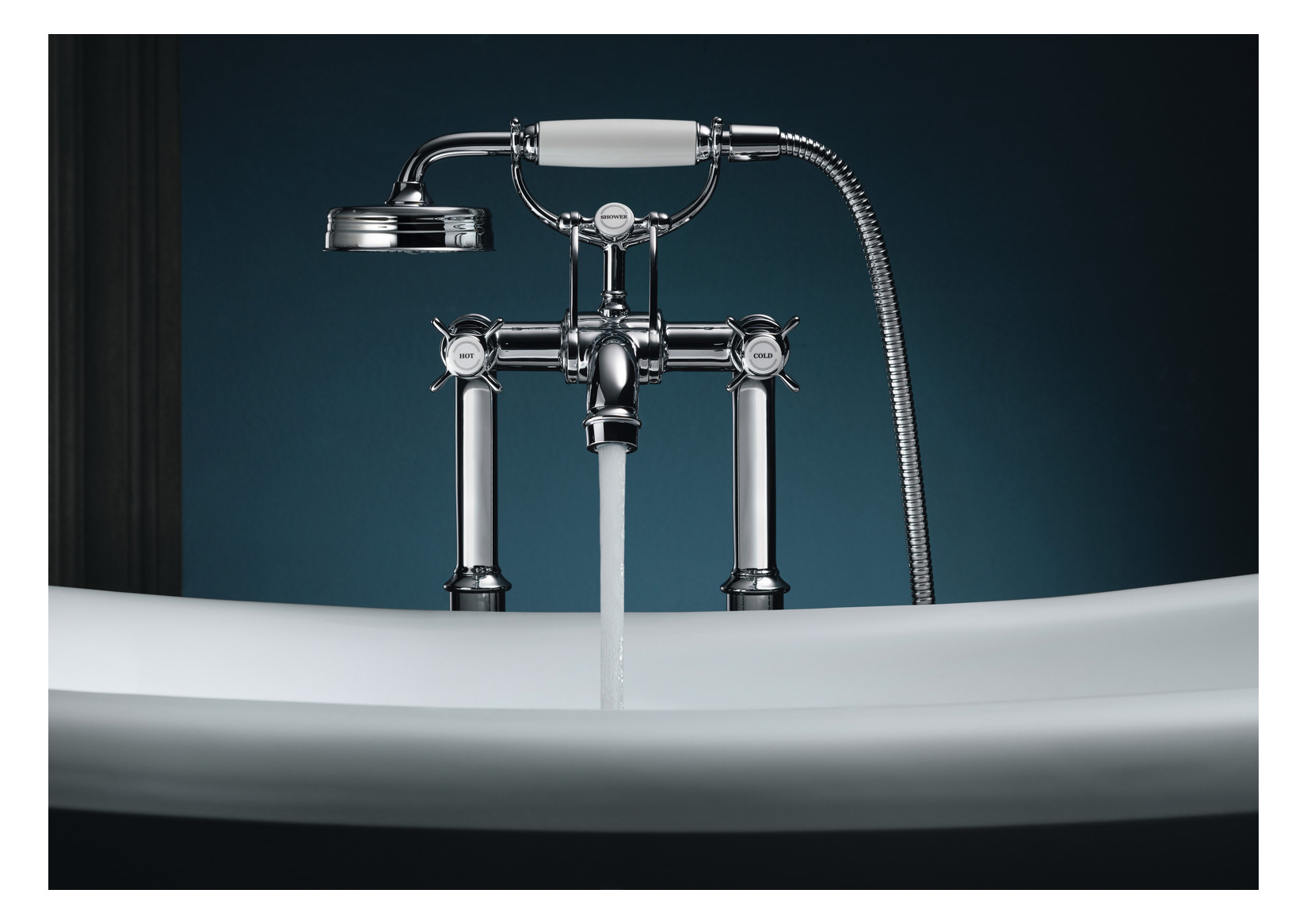 hansgrohe Fertigmontageset Axor Montreux 2-Griff-Wannen-Armatur, bodenstehend, mit Kreuzgriffen, chrom