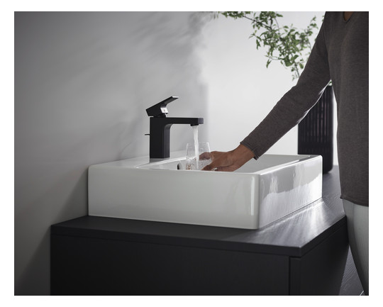 hansgrohe Waschtisch-Einhebelmischer 100 Vernis Shape mit Zugstangen-Ablaufgarnitur, mattschwarz