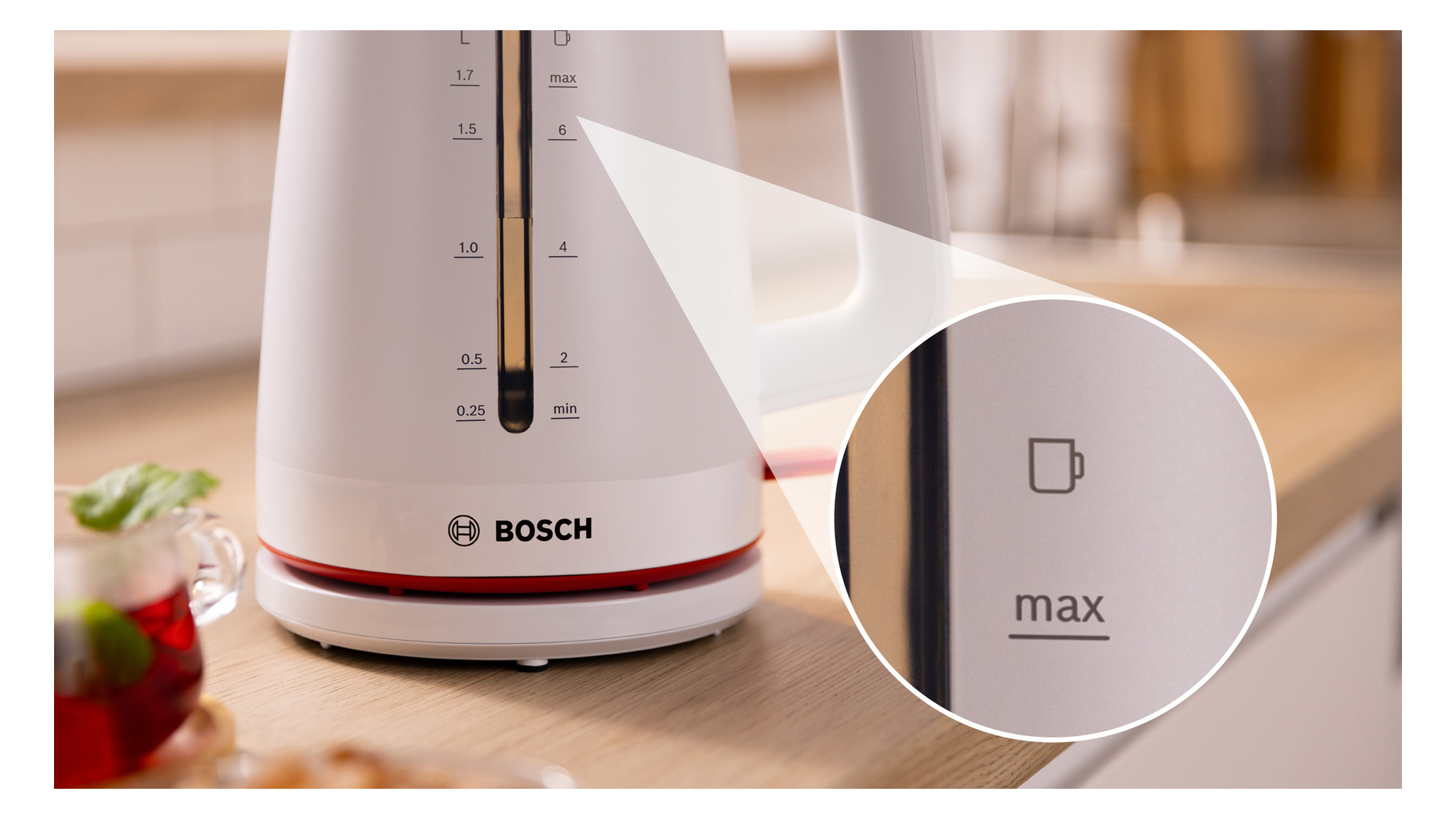 Wasserkocher 1,7l Kst MyMoment 2400W ws Anzeige:außen m.Wasserfilter m.Sieb
