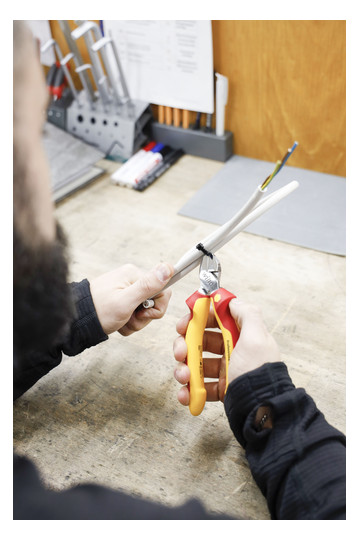 Wiha Seitenschneider Prof. electric 