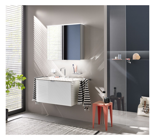 EMCO Aufputz-Lichtspiegelschrank pure 2 Design 800x711mm, LED, mit Lichtsegel, 2-türig, Aluminium
