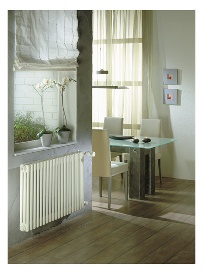 Zehnder Element-Heizkörper Charleston BH 900 mm, BL 1334 mm, Bautiefe 210mm, AB S001