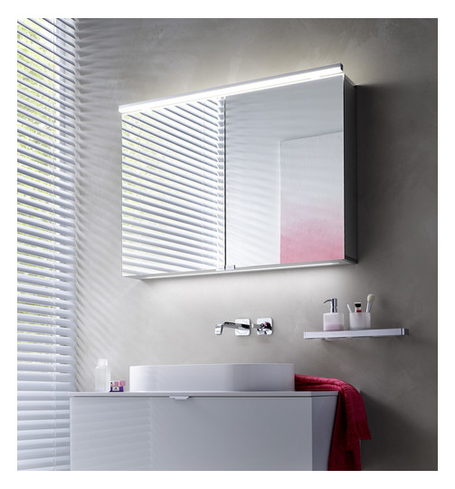 EMCO Aufputz-Lichtspiegelschrank pure LED 1200 x 728 mm, Aluminium, 3 Türen