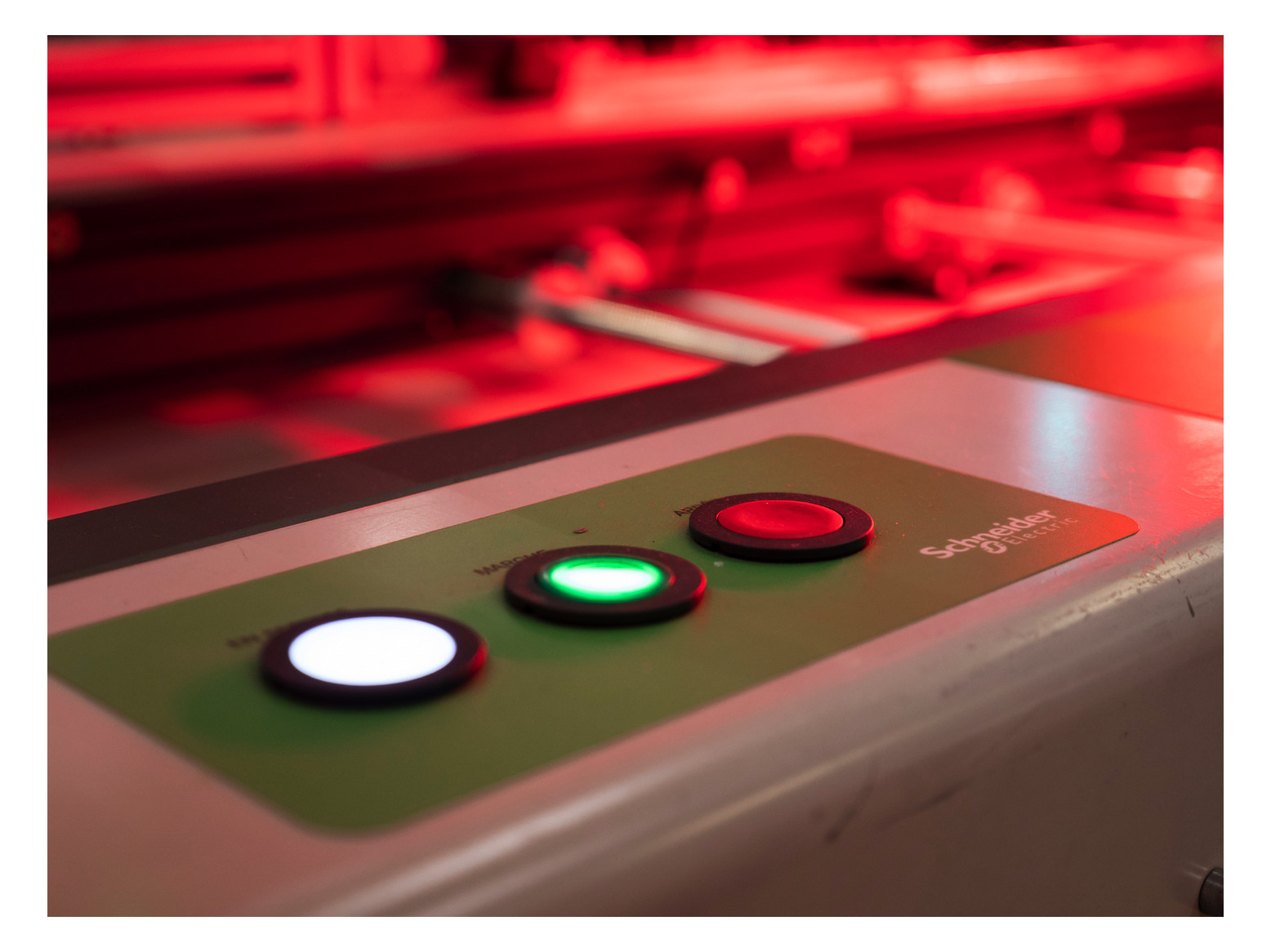 Leuchtmelder Front hoch rnd rt Ø22mm 1st Kst IP66