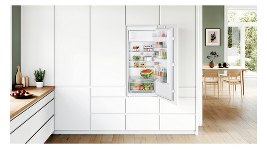 Kühlschrank EB E 172/15l N1225mm integr Schlepp 147kwh ws B541mm H1221mm