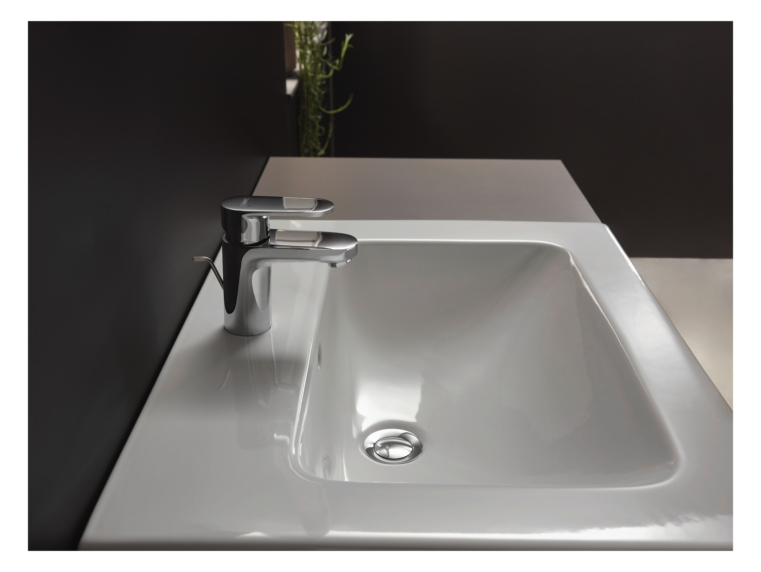 hansgrohe Waschtisch-Einhebelmischer 70 Vernis Blend mit Zugstangen-Ablaufgarnitur, chrom