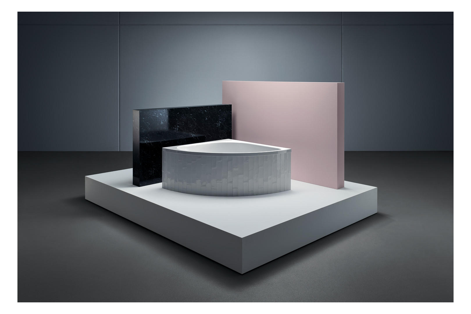 Bette Badewanne Arco 6035 140x140x45cm, Eck, jasmin