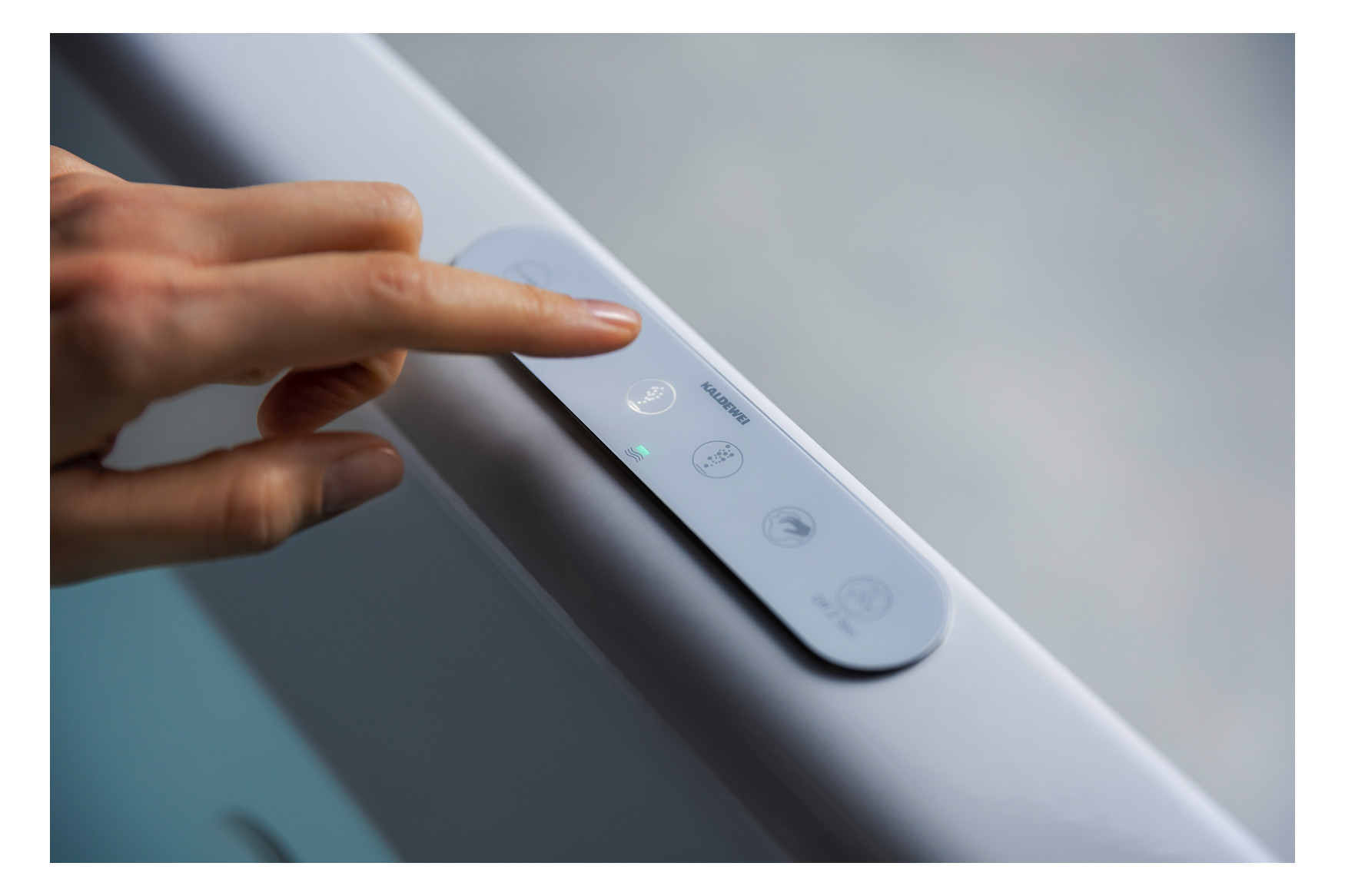 Kaldewei Badewanne Meisterstück Centro Duo oval-1127 170x75cm, Schallschutz, weiß, Soul, Perl-Effekt, Sichtteile weiß