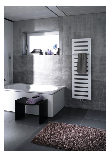 Zehnder Design-Badheizkörper Metropolitan Bar MEP-180-040, 1750 x 400 mm, schwarz matt