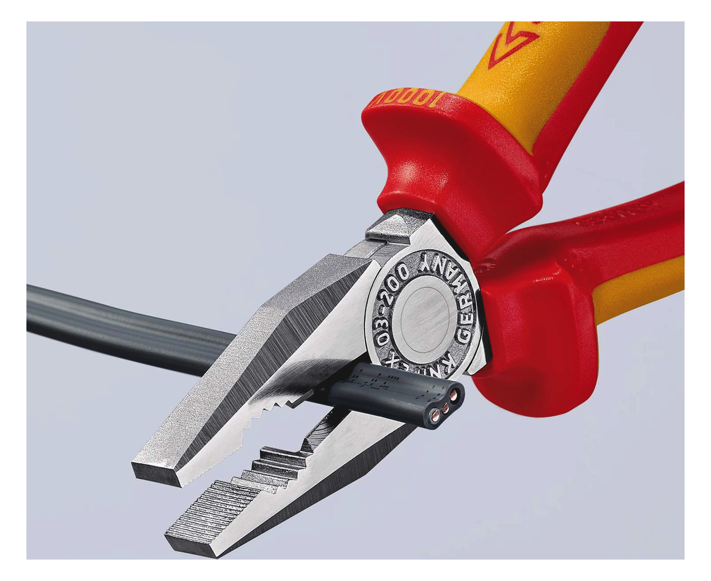 Kombizange 200mm vorst.Schneide 1000V Schutzisoliert 1000V 2Komp VDE