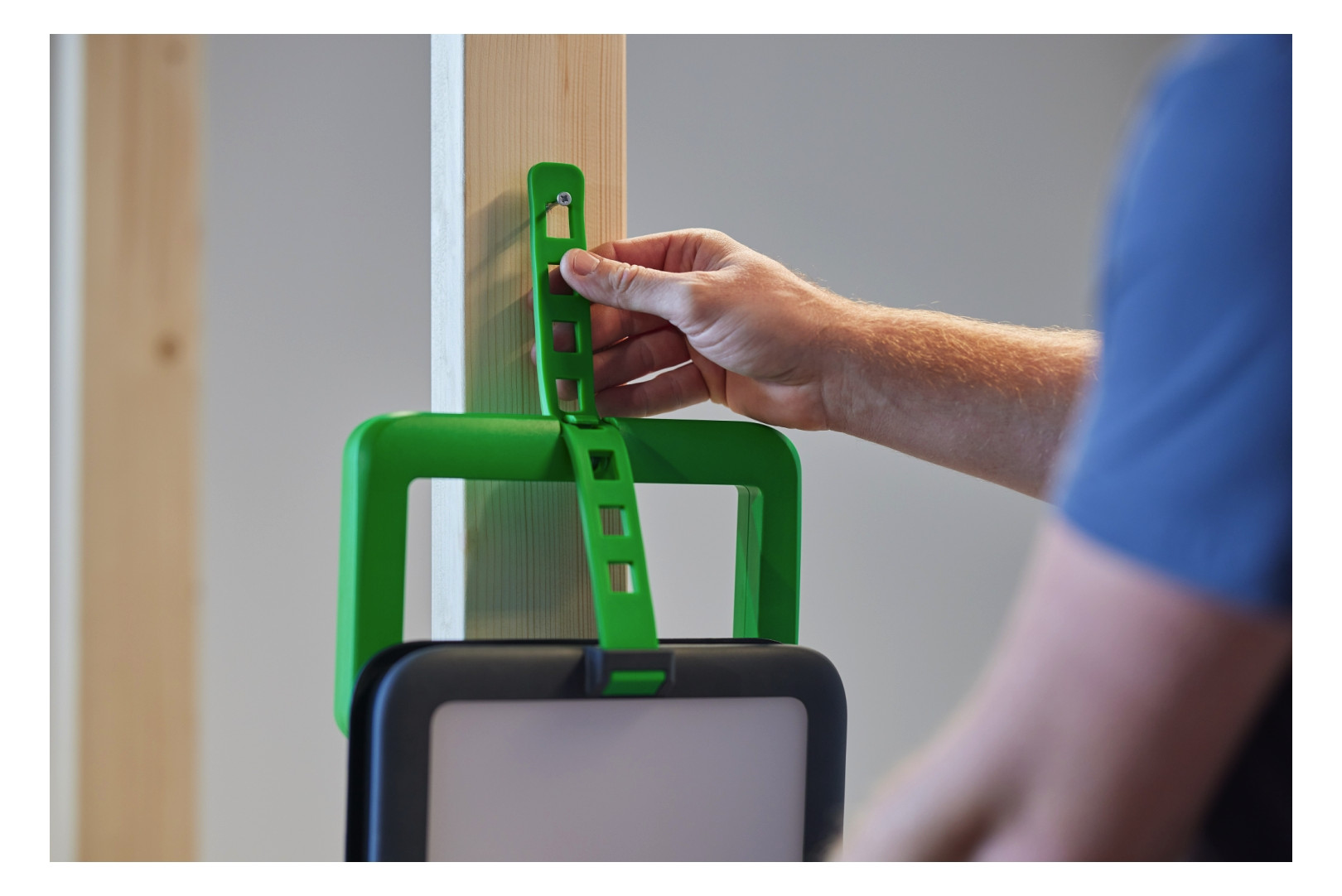 LED-Bauleuchte 75W IP54 4000K 8500lm Kst 1LED 220-240V Mit Stativhalterung m.LM