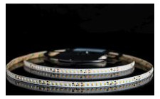 LED-Lichtband 4,8W/m VARDAflex Quantum Ultra LED nicht austauschbar ws 4000K DC