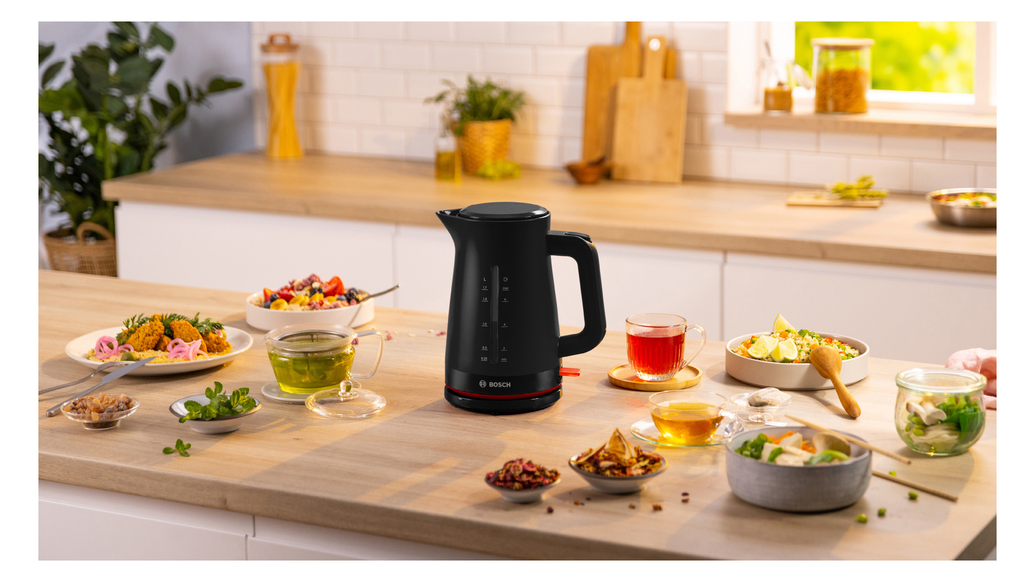 Wasserkocher 1,7l Kst MyMoment 2400W sw Anzeige:außen m.Wasserfilter m.Sieb